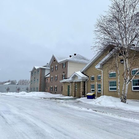 Residence & Conference Centre - Timmins Exterior photo